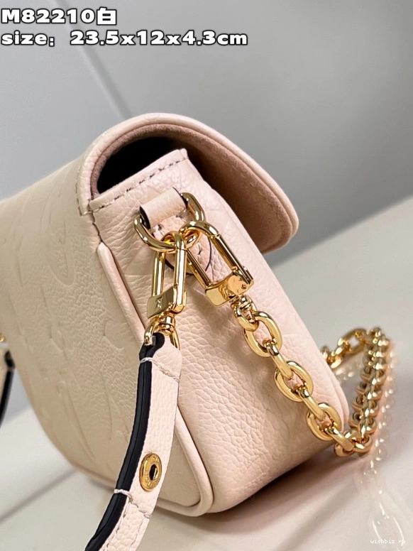 WIS on Wallet Ivy LOUIS Chain VUITTON 1119